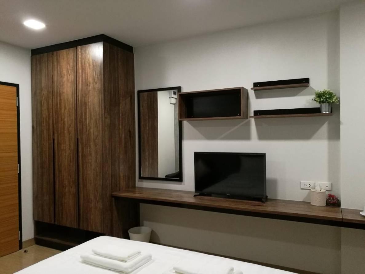 Tata House Apart otel Bangkok Dış mekan fotoğraf
