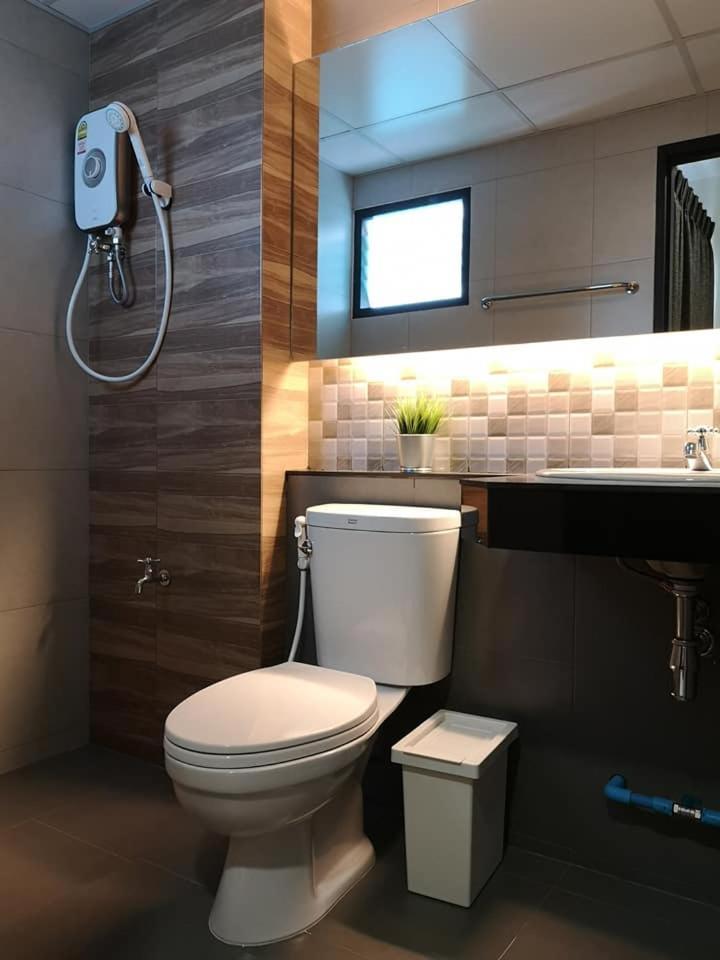Tata House Apart otel Bangkok Dış mekan fotoğraf