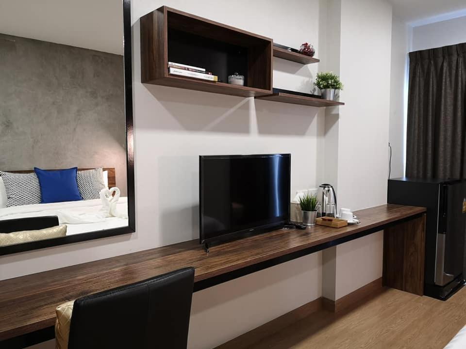 Tata House Apart otel Bangkok Dış mekan fotoğraf