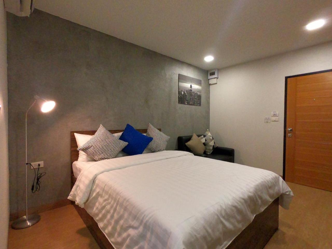 Tata House Apart otel Bangkok Dış mekan fotoğraf