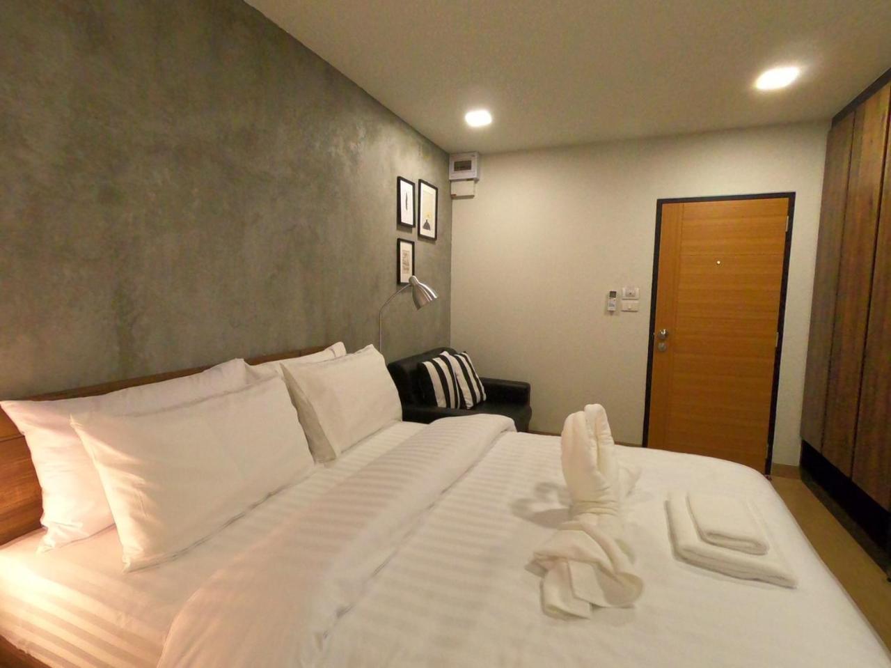 Tata House Apart otel Bangkok Dış mekan fotoğraf